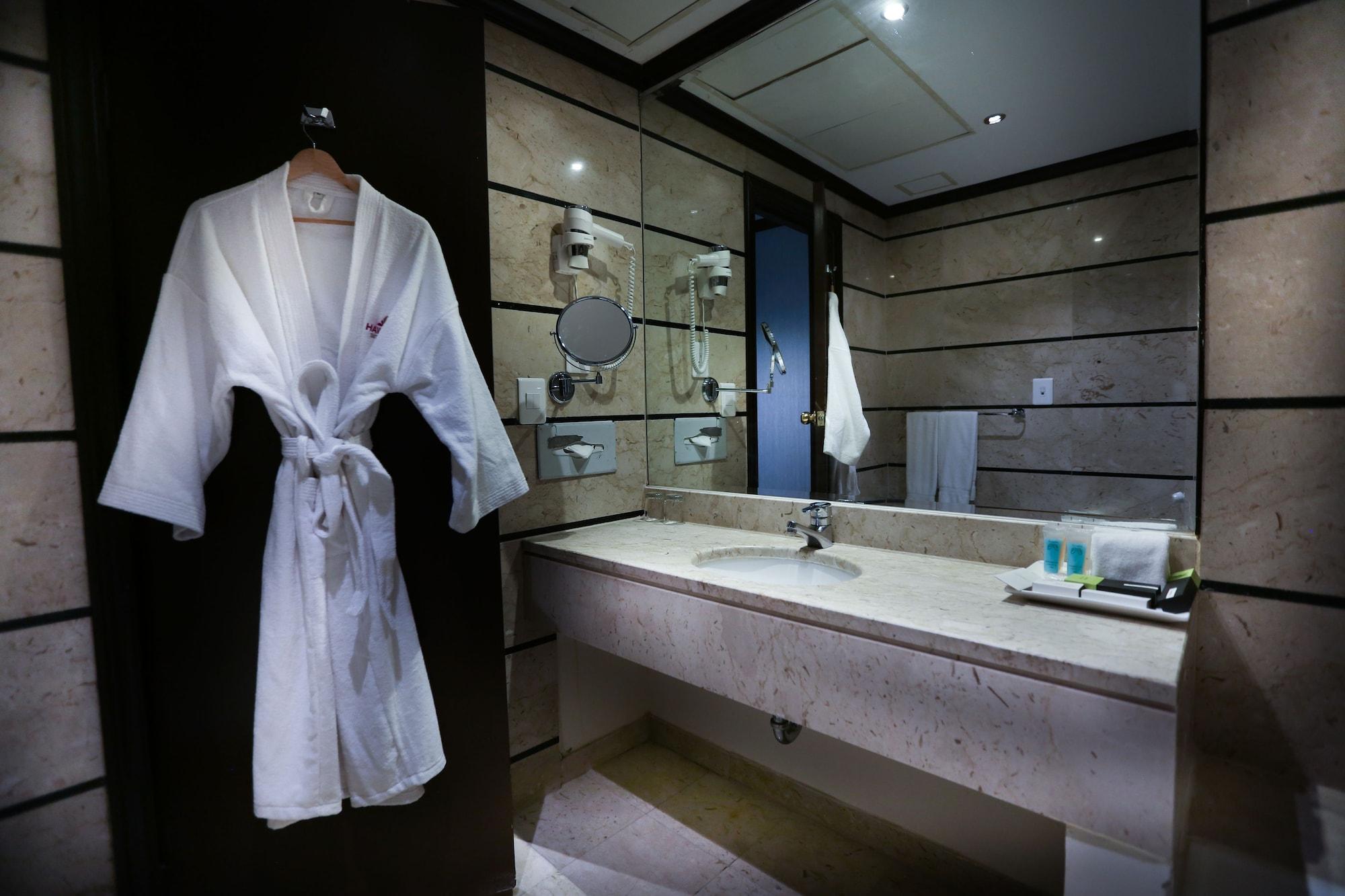 Hawthorn Suites By Wyndham Al Khobar Exteriör bild