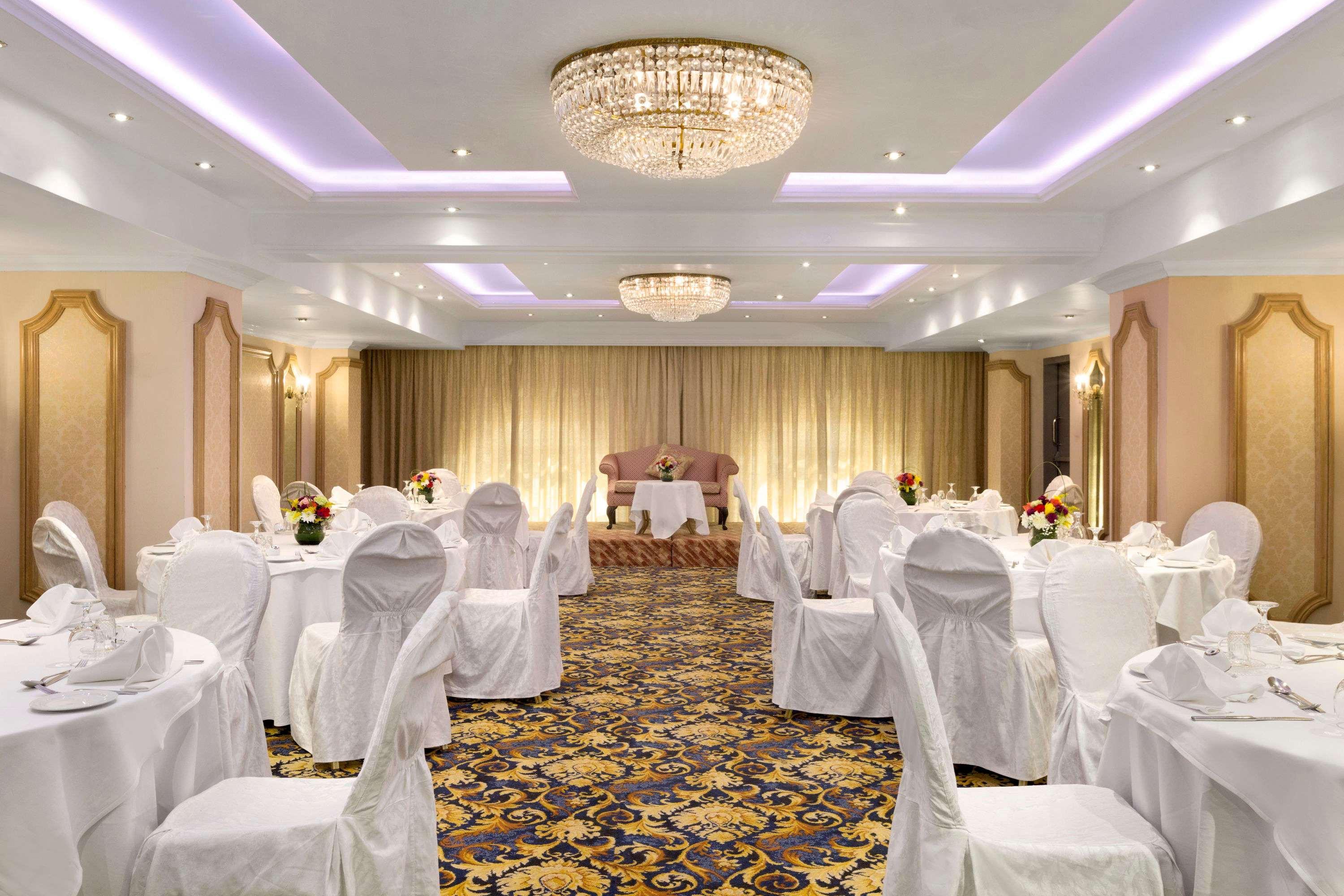 Hawthorn Suites By Wyndham Al Khobar Exteriör bild