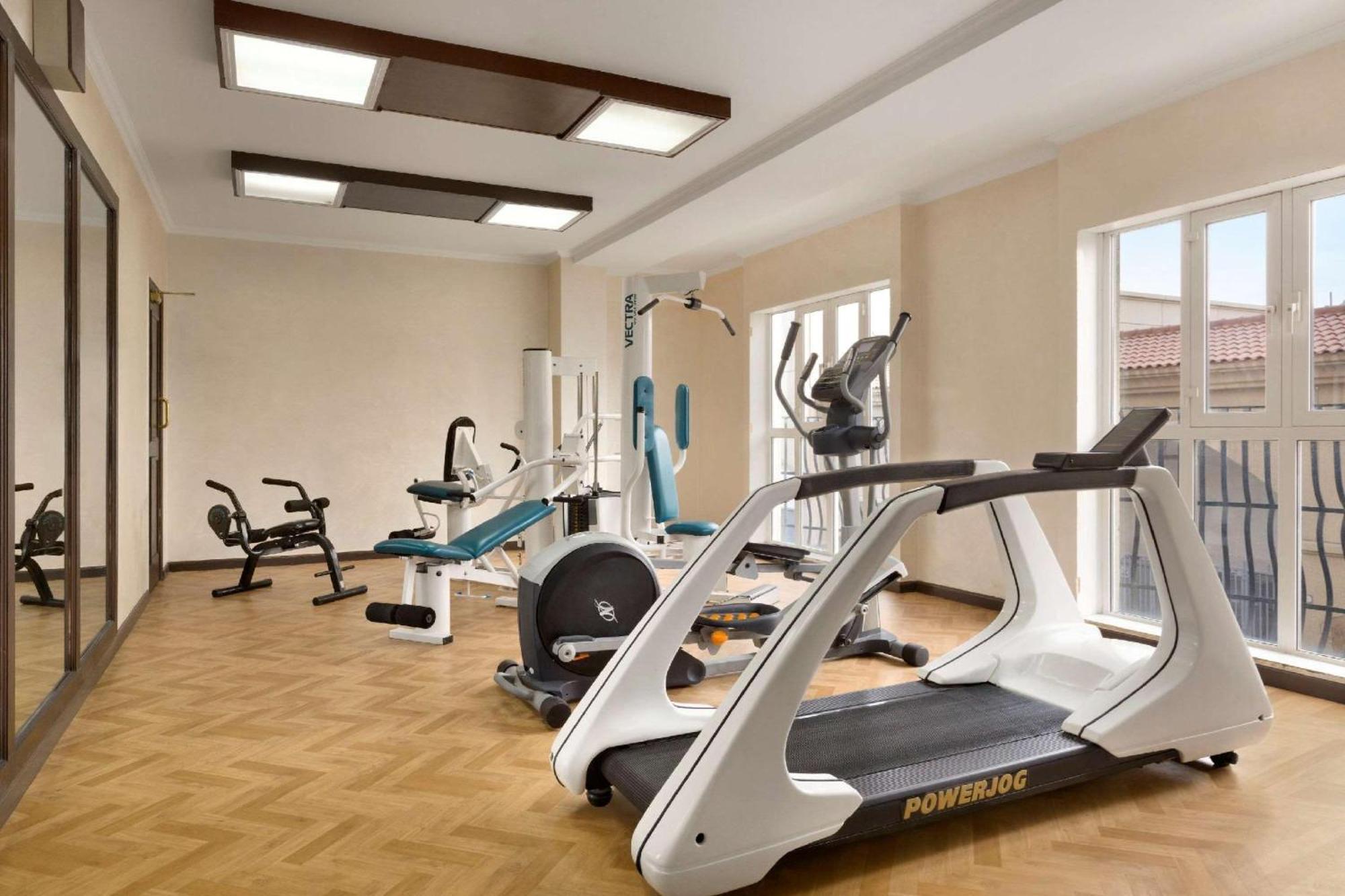Hawthorn Suites By Wyndham Al Khobar Exteriör bild