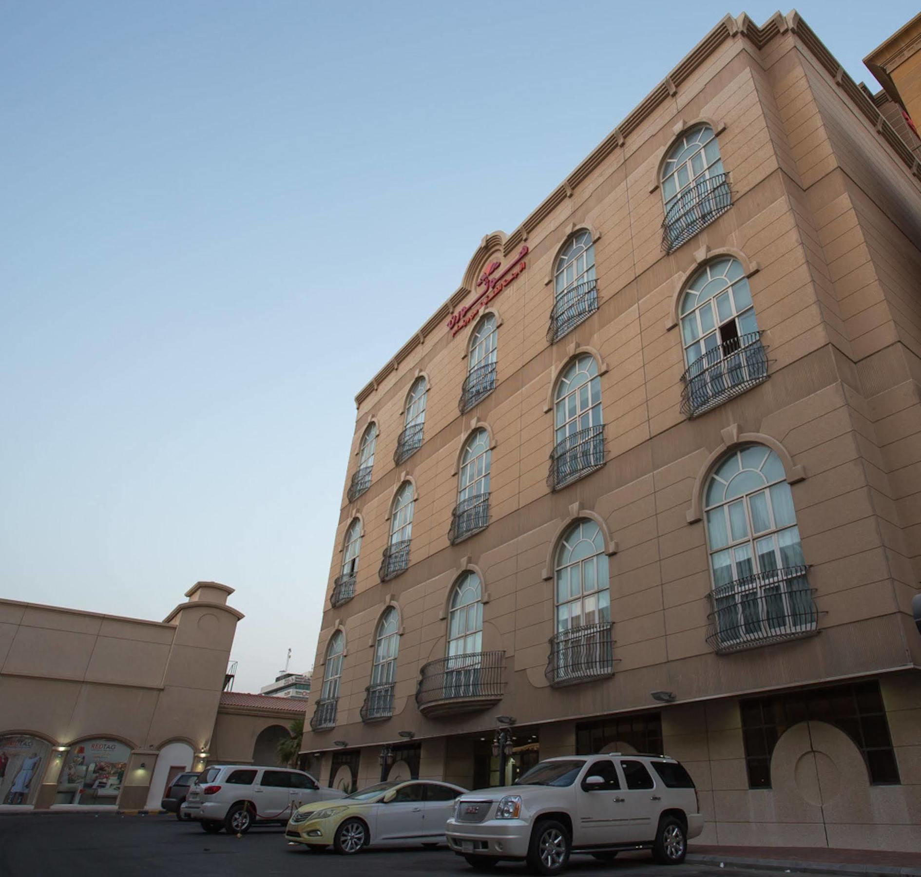 Hawthorn Suites By Wyndham Al Khobar Exteriör bild